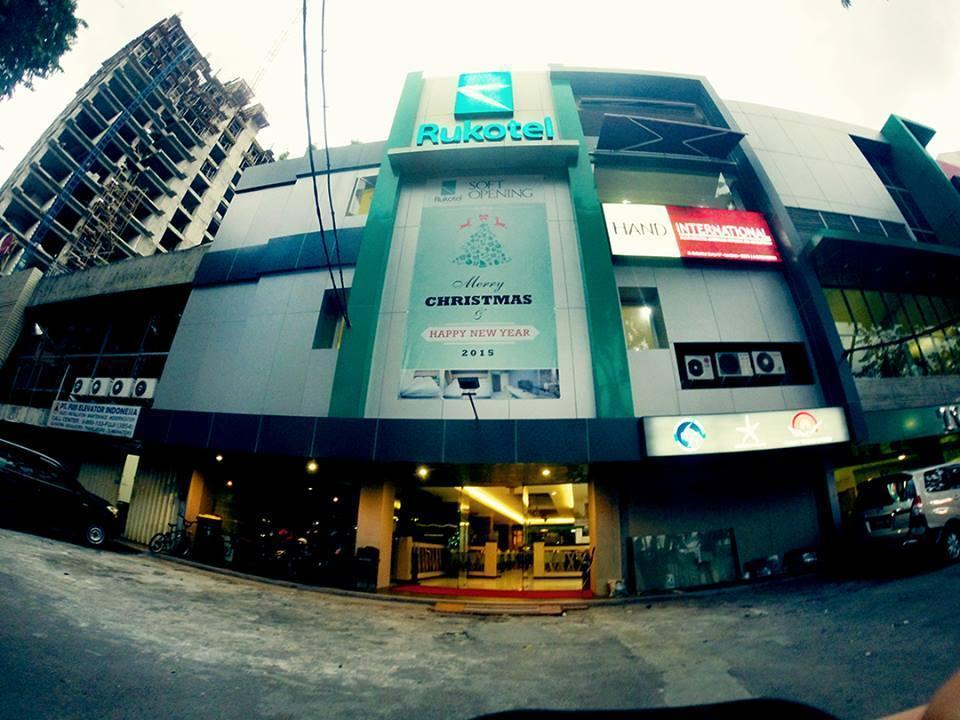 Oyo 277 Rukotel Near Rsu Adi Husada Undaan Kota Surabaya Exterior foto