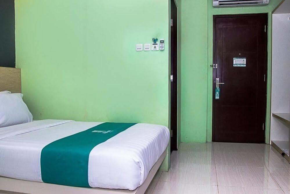 Oyo 277 Rukotel Near Rsu Adi Husada Undaan Kota Surabaya Exterior foto